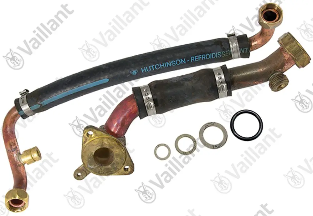 Rohrleitungsset von Vaillant mit mehreren Heizungsrohren und Zubehörteilen, darunter Dichtungen und Verbindungselemente, zur Installation oder Reparatur.